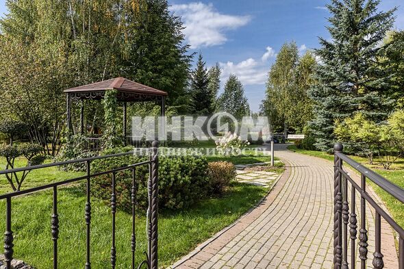 Коттеджный поселок Монтевиль: . Новорижское ш., 23 км от МКАД