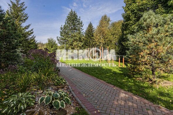 Коттеджный поселок Монтевиль: . Новорижское ш., 23 км от МКАД