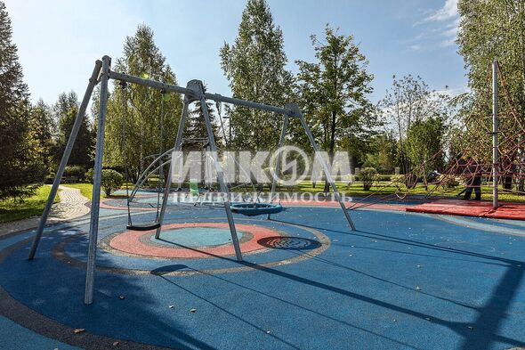 Коттеджный поселок Монтевиль: . Новорижское ш., 23 км от МКАД