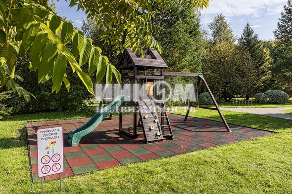 Коттеджный поселок Монтевиль: . Новорижское ш., 23 км от МКАД