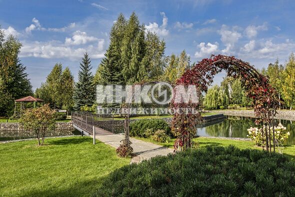 Коттеджный поселок Монтевиль: . Новорижское ш., 23 км от МКАД