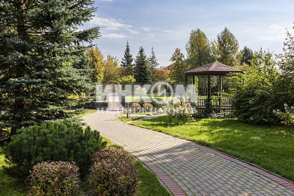 Коттеджный поселок Монтевиль: . Новорижское ш., 23 км от МКАД