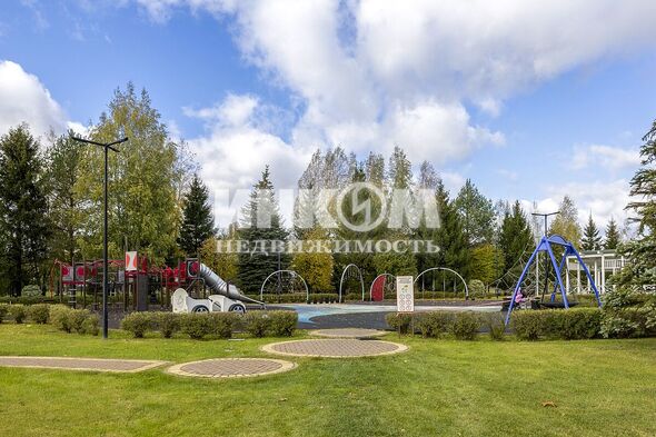 Коттеджный поселок Миллениум Парк: . Новорижское ш., 19 км от МКАД
