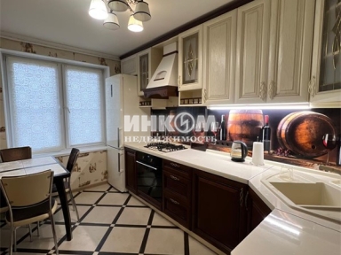 2-х комнатная квартира, Плющева ул, 14