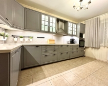 Купить трехкомнатную квартиру в Подмосковье, Новотушинская ул