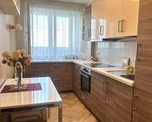 Купить однокомнатную квартиру в Москве, Котельническая наб