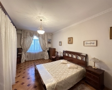 Купить трехкомнатную квартиру в Москве, Барклая ул