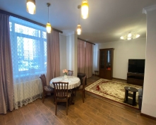 Купить трехкомнатную квартиру в Москве, Липовый парк ул