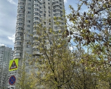 Купить трехкомнатную квартиру в Москве, Верхние Поля ул
