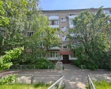 Купить трехкомнатную квартиру в Москве, Маршала Вершинина ул