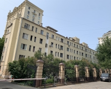 Купить трехкомнатную квартиру в Москве, Николощеповский 1-й пер