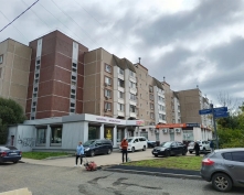 Купить трехкомнатную квартиру в Москве, 