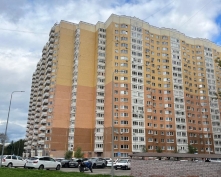 Купить трехкомнатную квартиру в Москве, Синявинская ул